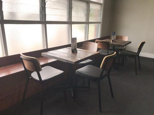 Dining-header2